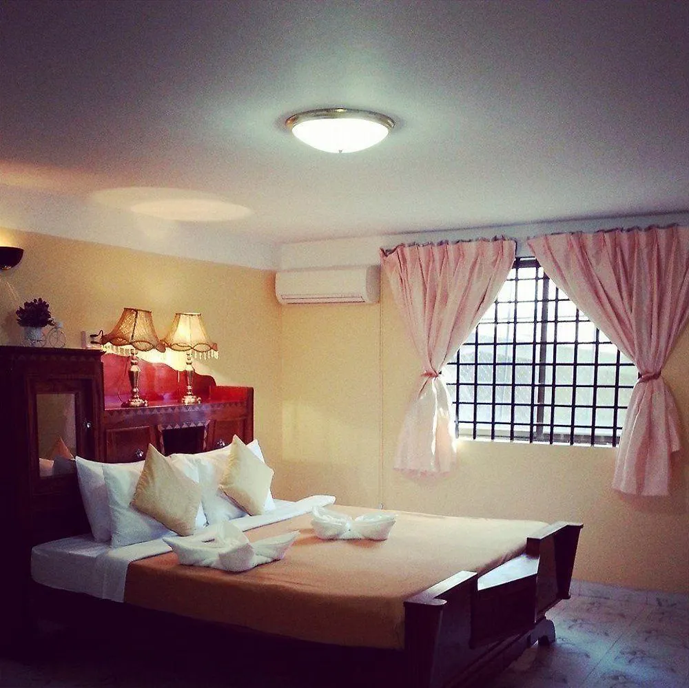 The Small Hotel Sihanoukville