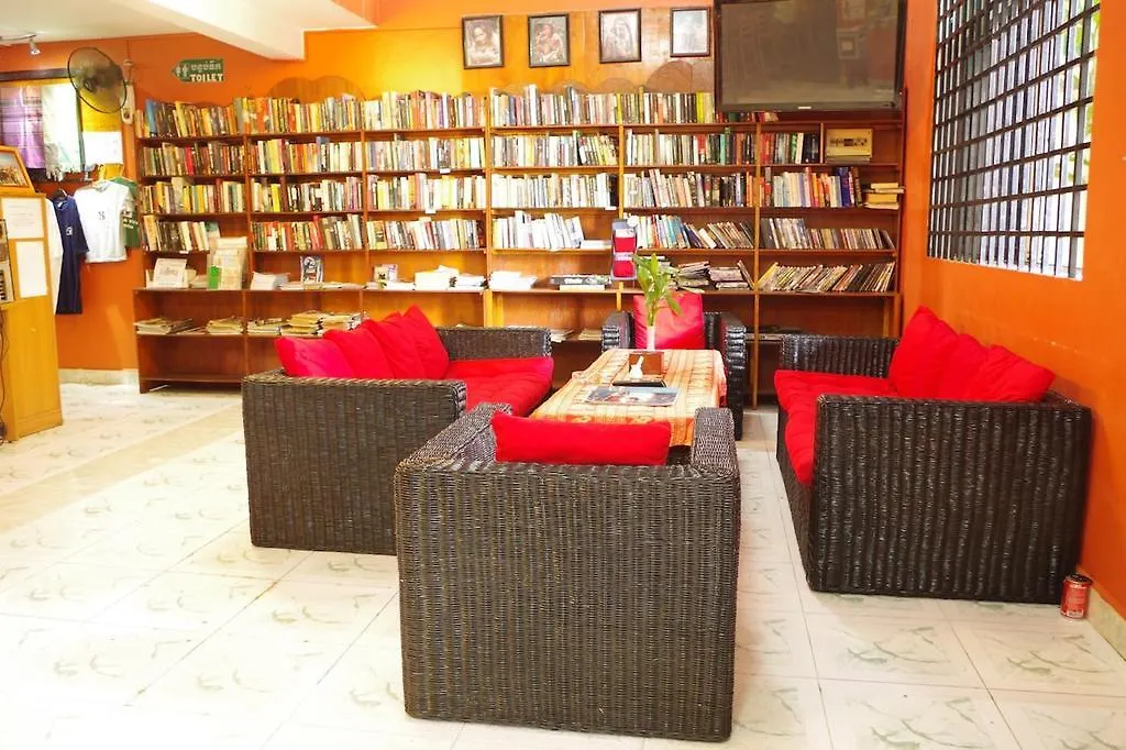 **  The Small Hotel Sihanoukville Kambodzsa